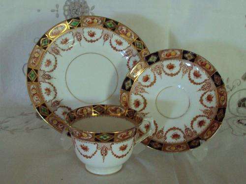 ROYAL ALBERT "HEIRLOOMS" TEA TRIO