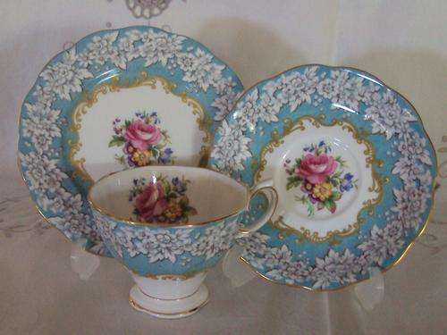 ROYAL ALBERT "ENCHANTMENT" TEA TRIO