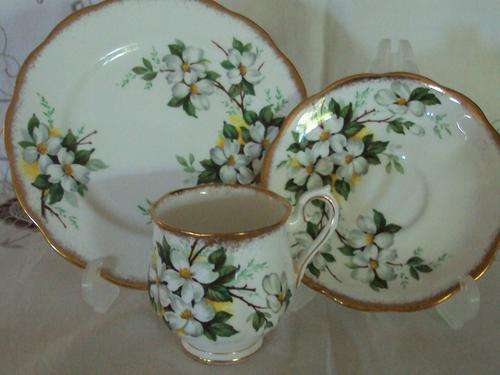 ROYAL ALBERT "WHITE DOGWOOD" COFFEE TRIO