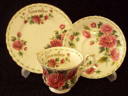 ROYAL ALBERT FLOWER OF THE MONTH TRIO