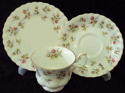 ROYAL ALBERT "WINSOME" TEA TRIO