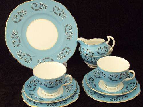 COLCLOUGH TEA SET FOR TWO