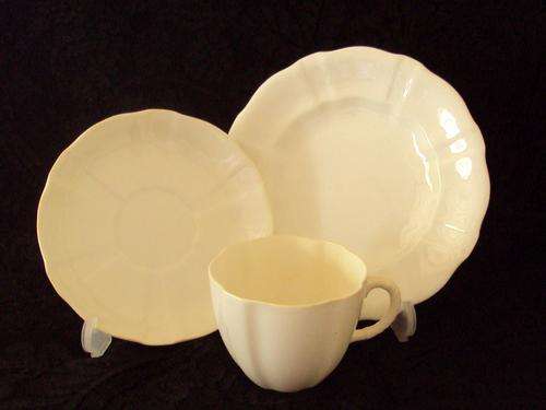 ROYAL CROWN DERBY 2nd WORLD WAR  TEA TRIO