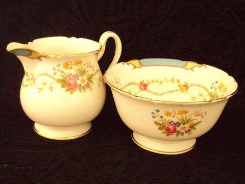 SHELLEY BLUE "DUBARRY" MILK AND SUGAR