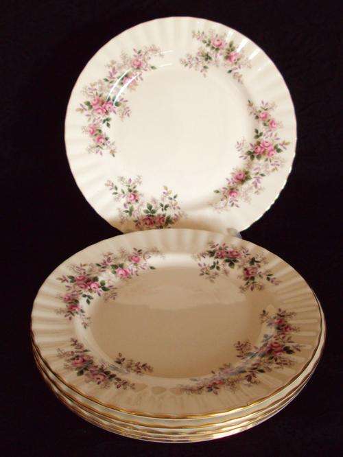 ROYAL ALBERT LAVENDER ROSE SALAD PLATE
