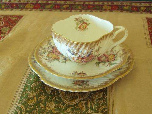 RARE VICTORIAN QUATREFOIL TEA TRIO
