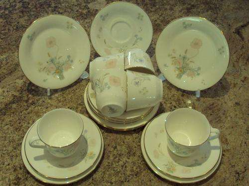 ROYAL DOULTON "FLIRTATION"