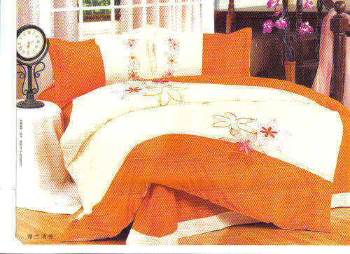 6 PIECE  3/4  DUVET  SET  -  BARGAIN  -  NEVER TO BE REPEATED!!!