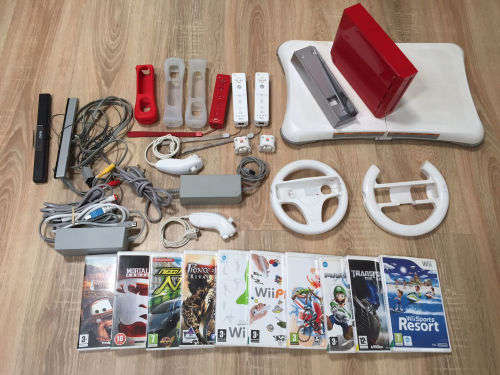 Nintendo Wii, Wii Fit, Plus games and accessories