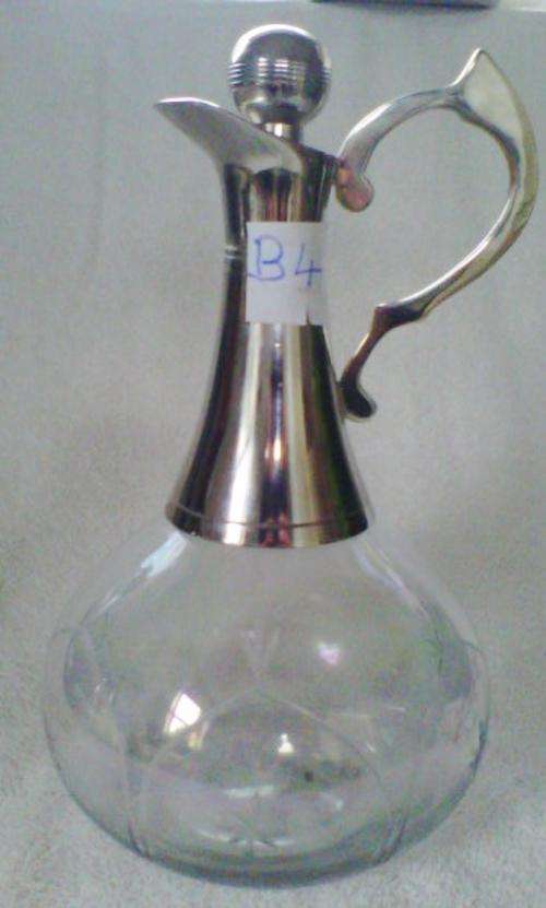 Glass Decanter with stainless steel sprout