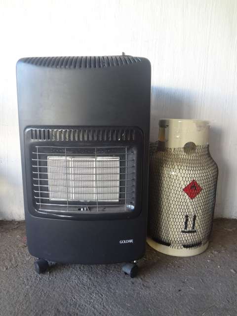 Goldair Gas Heater with one 9kg gas bottles (gas to be refilled)
