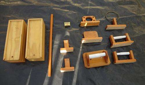 BRAND NEW Bathroom wooden accessory set x 11 pieces