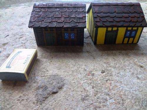 28mm warhammer / warhammer  - terrain / scenery - house - red roof - A+ painted