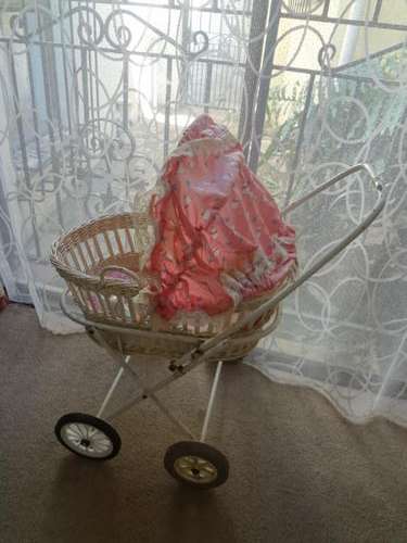Pram for dolls with cane basket