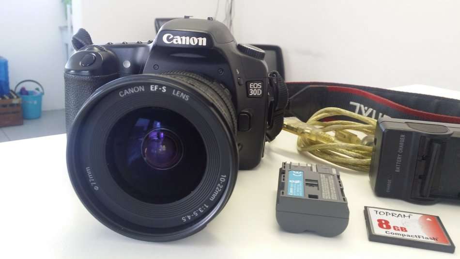 Canon EOS 30D Body Only