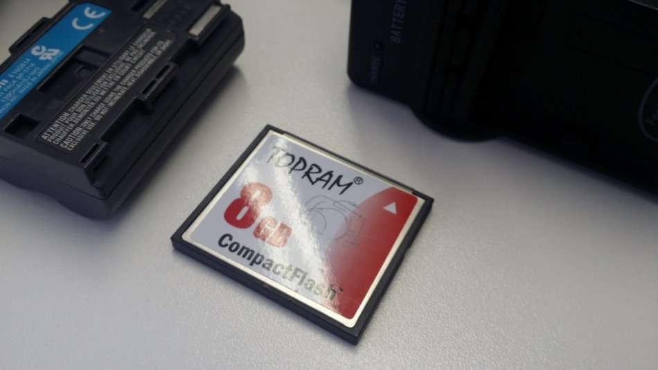 Canon EOS 30D Body Only