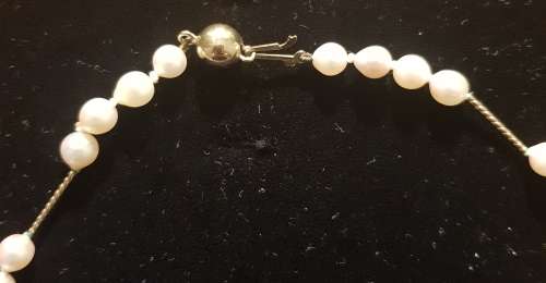 9ct Gold Clasp and Spacers Genuine Pearl Necklace