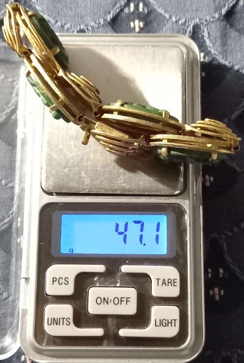 Vintage Spectacular Rolled Gold Bracelet with Carved Malachite/Jade?
