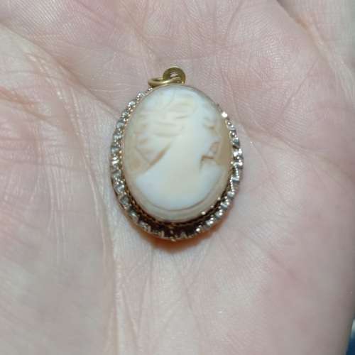 Vintage Rolled Gold Shell Carved Cameo with Detail Pendant