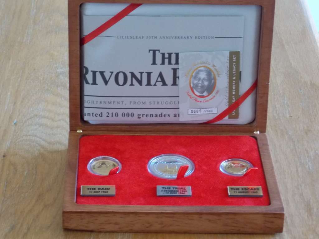 2012 MANDELA LILIESLEAF MEMORY AND LEGACY SET  2 x 1/4 Oz Gold plus 1 x 1oz Silver with certificates
