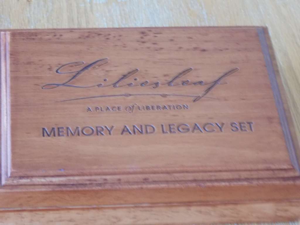 2012 MANDELA LILIESLEAF MEMORY AND LEGACY SET  2 x 1/4 Oz Gold plus 1 x 1oz Silver with certificates