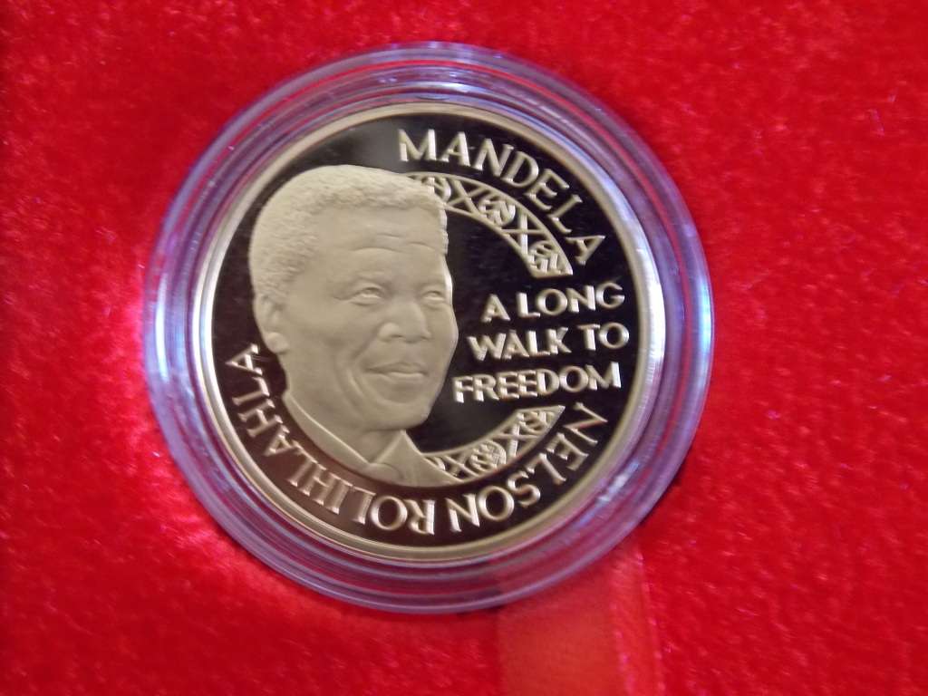 2012 MANDELA LILIESLEAF MEMORY AND LEGACY SET  2 x 1/4 Oz Gold plus 1 x 1oz Silver with certificates