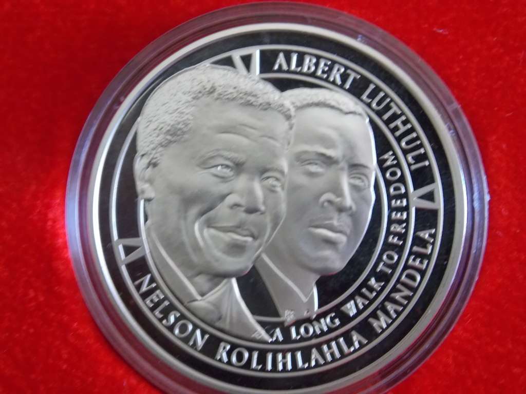 2012 MANDELA LILIESLEAF MEMORY AND LEGACY SET  2 x 1/4 Oz Gold plus 1 x 1oz Silver with certificates
