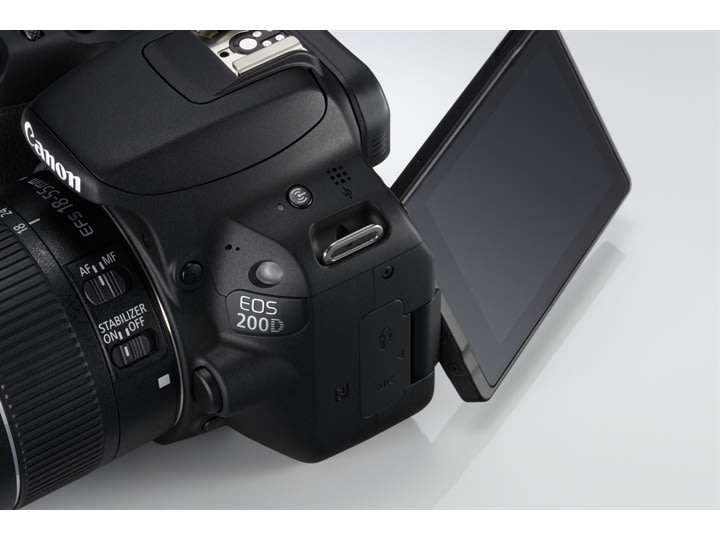 Canon EOS 200D SLR Digital Camera  BRAND NEW , UNUSED AND BOXED, BODY ONLY