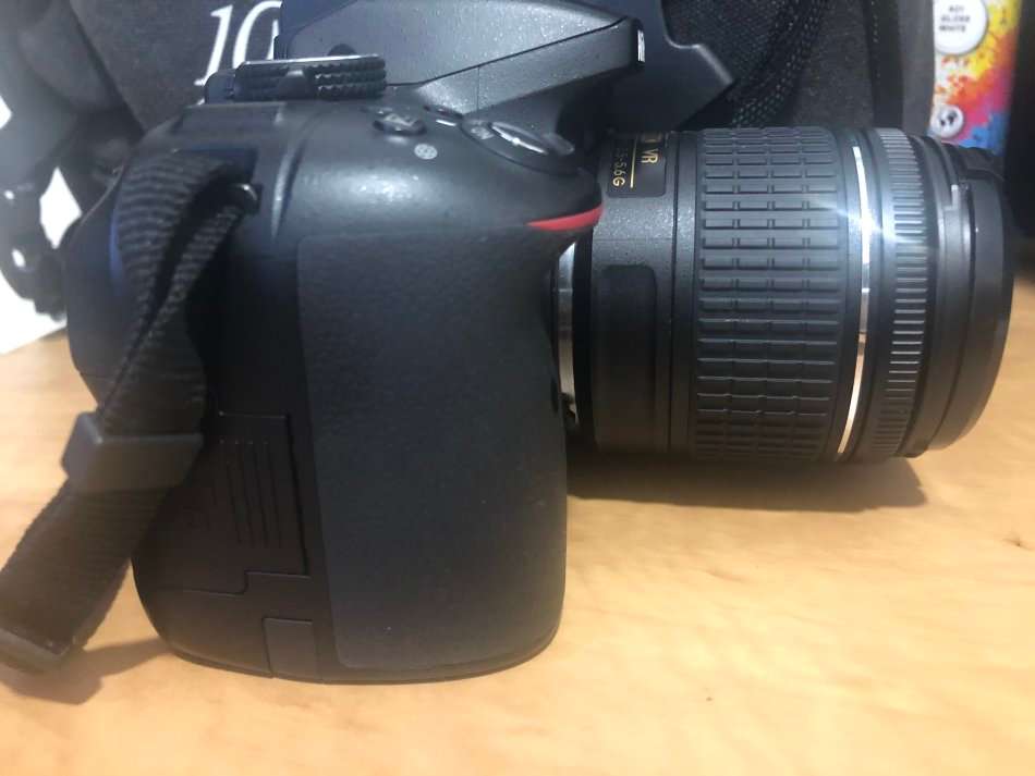 Nikon D5300 DSLR with AF-P 18-55mm DX VR Lens, Bag & 16GB Card IN NEW CONDITION