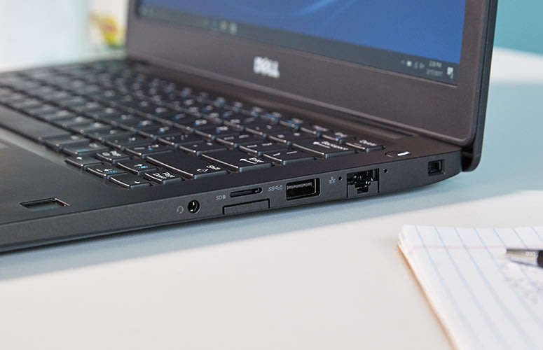DELL LATITUDE 7280 , CORE I7-7600U , 16GB RAM,256GB SSD ,INTEL HD GRAPHICS 620 ,FULL HD DEMO CONDITI