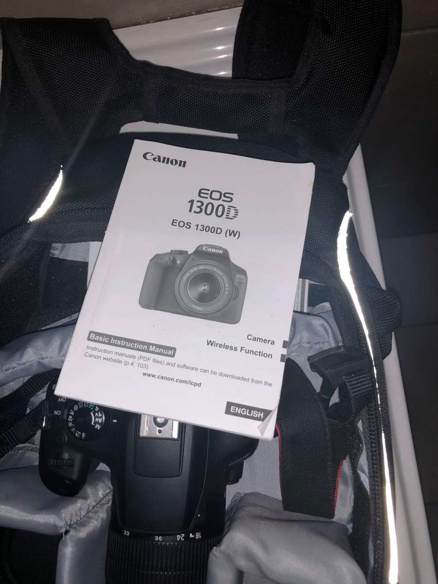 Canon EOS 1300D with CANON 18-55MM in EXCELLENT CONDITION WITH CANON CAMERA BAG