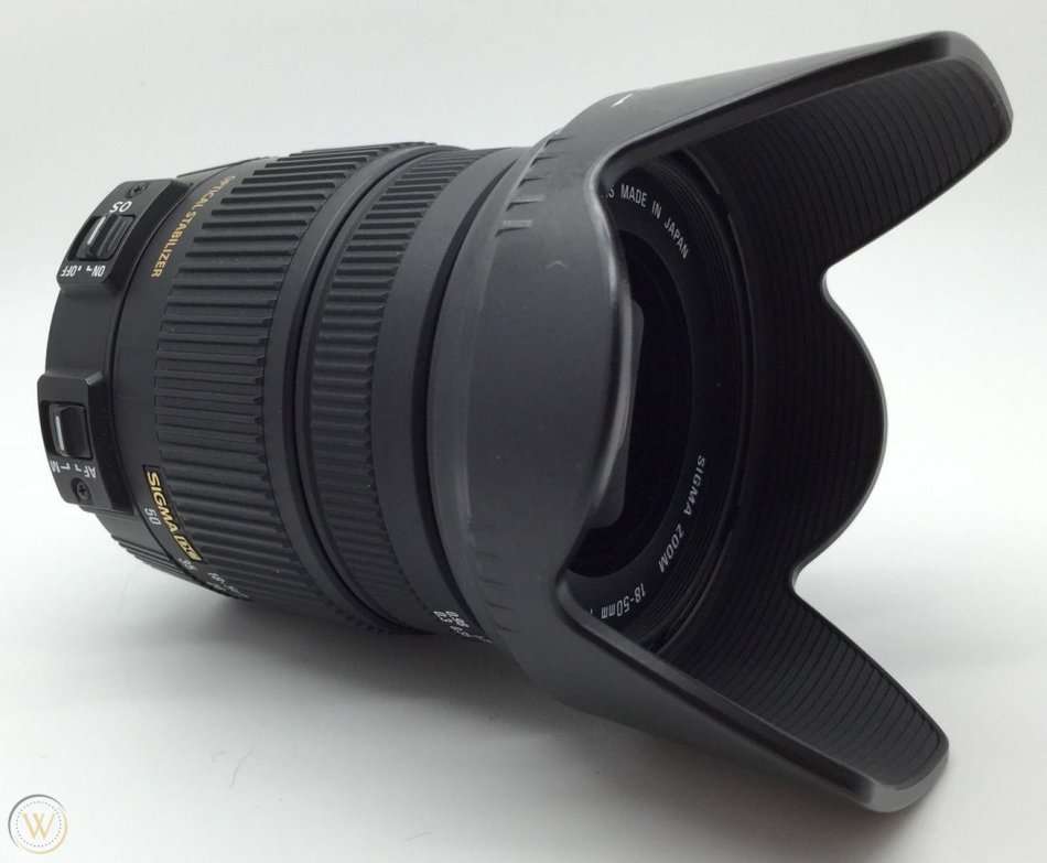 Sigma 18-50mm f/2.8-4.5 DC OS HSM Zoom For Canon D-SLRs IN EXCELLENT CONDITION