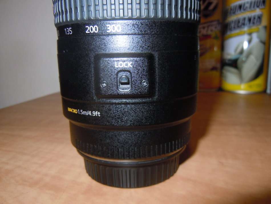 Canon EF 70-300mm f/4.5-5.6 IS ULTRASONIC Lens EXCELLENT CONDITION