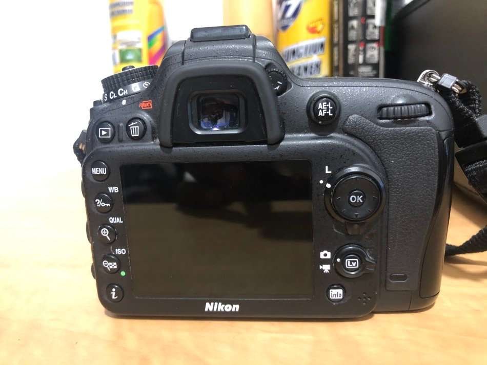 Nikon D7100 DSLR Camera , 24.1 MP DX-Format CMOS Sensor IN EXCELLENT CONDITION