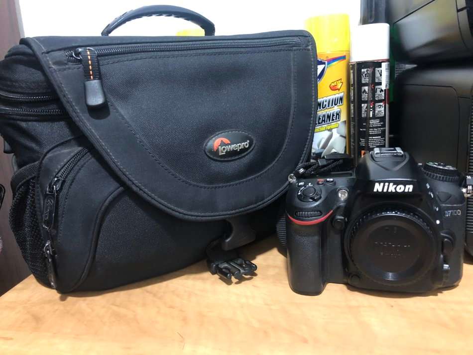 Nikon D7100 DSLR Camera , 24.1 MP DX-Format CMOS Sensor IN EXCELLENT CONDITION