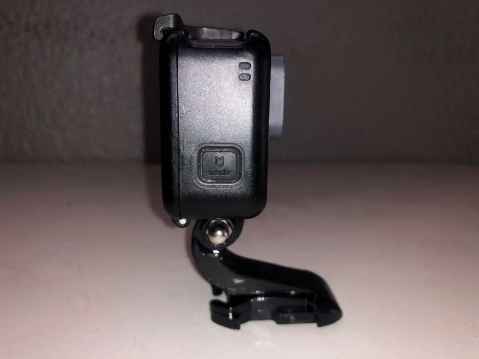 GOPRO HERO 5 WITH ACCESSORIES IN VERY GOOD CONDITION