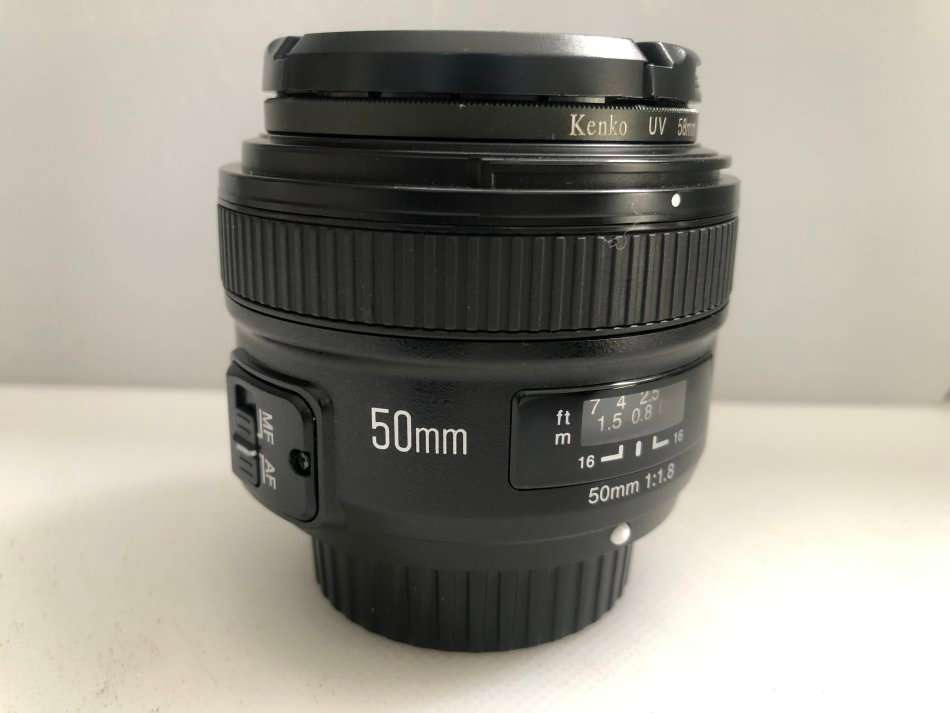 Yongnuo 50mm f/1.8 in NEW CONDITION COMING WITH BOX