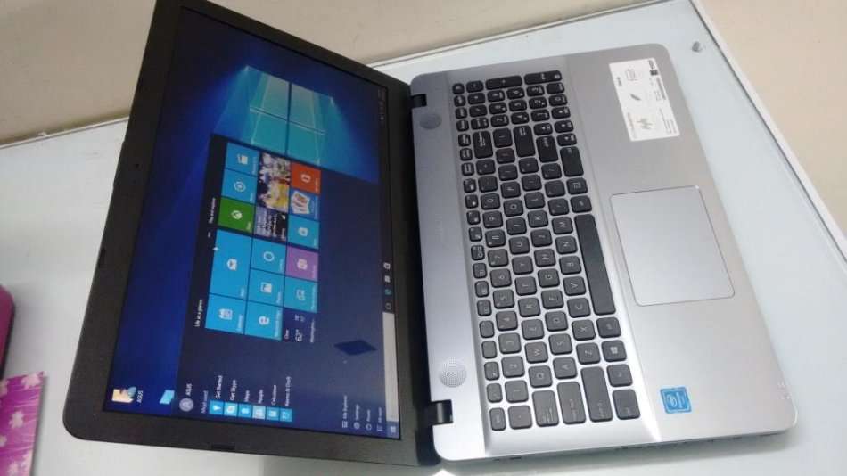 ASUS F541N , CELERON DUAL CORE , 4GB RAM , 500GB HDD , WEBCAM , VERY GOOD CONDITION