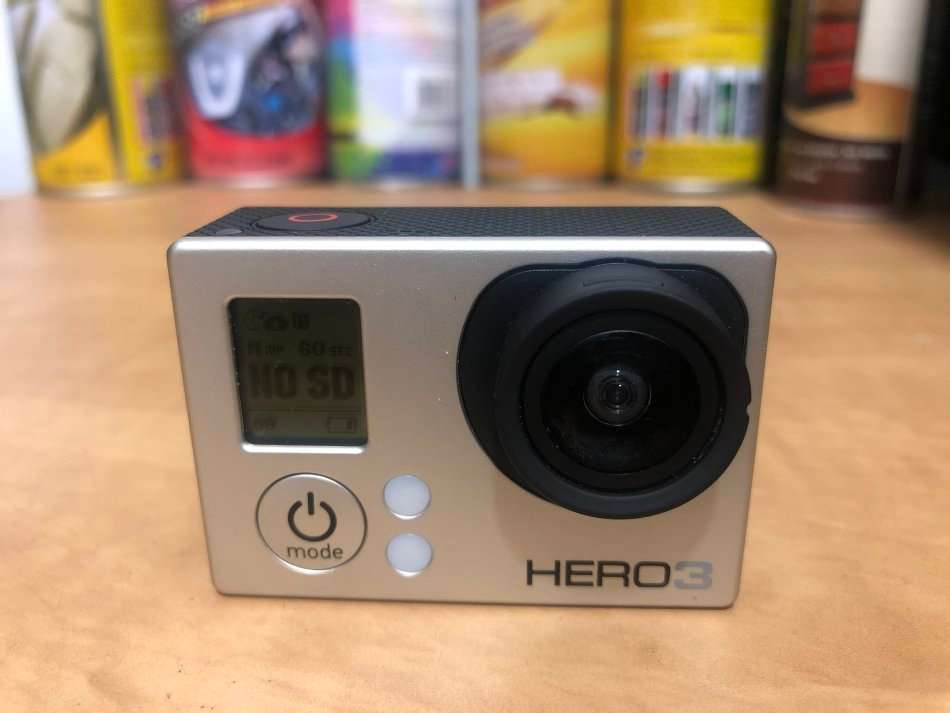 Gopro HERO 3 Silver Edition IN EXCELLENT CONDITION WITH HOUSING AND STAND