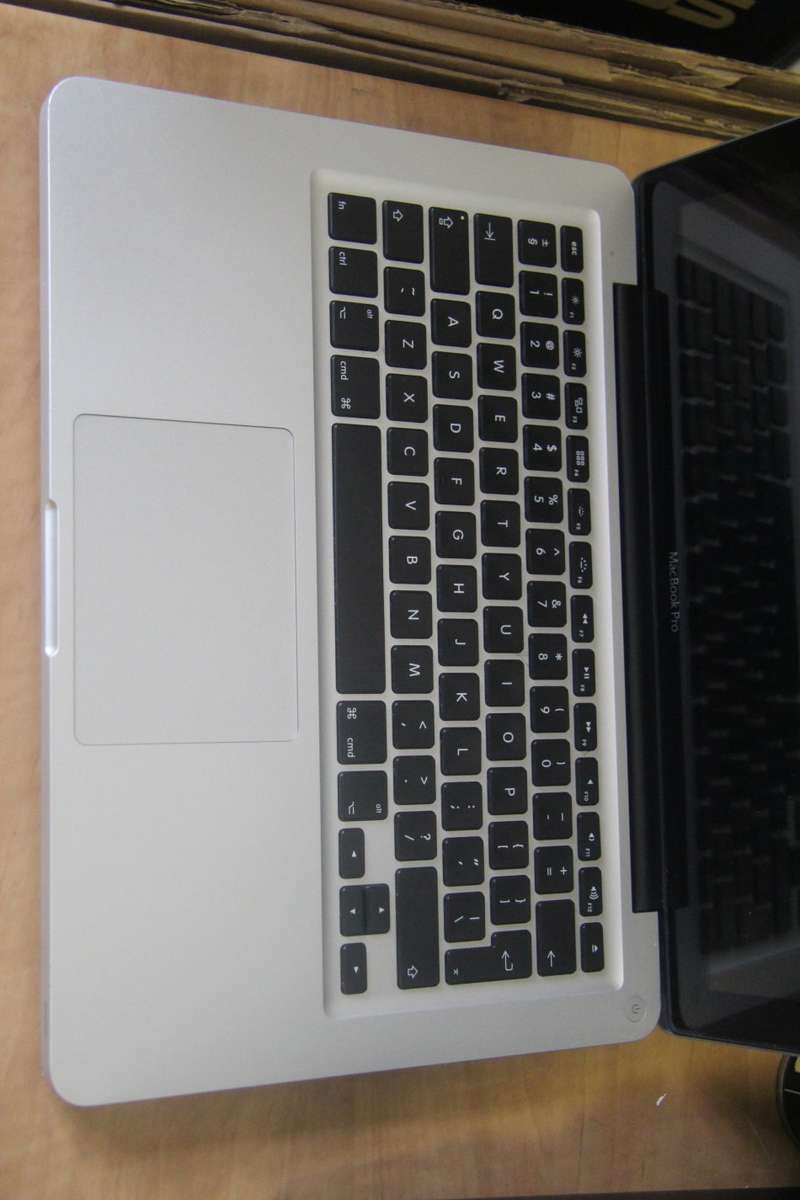 MACBOOK PRO 13 CORE I5 @2.50GHz,4GB RAM ,500GB HDD,INTEL HD GRAPHICS 4000, GOOD CONDITION