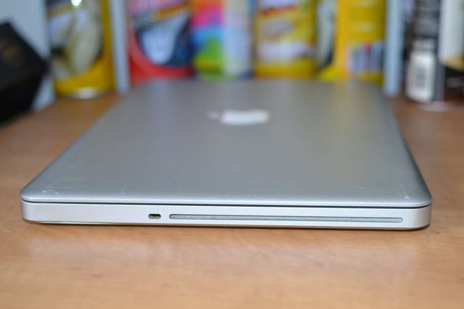 MACBOOK PRO 13 CORE I5 @2.50GHz,4GB RAM ,500GB HDD,INTEL HD GRAPHICS 4000, GOOD CONDITION