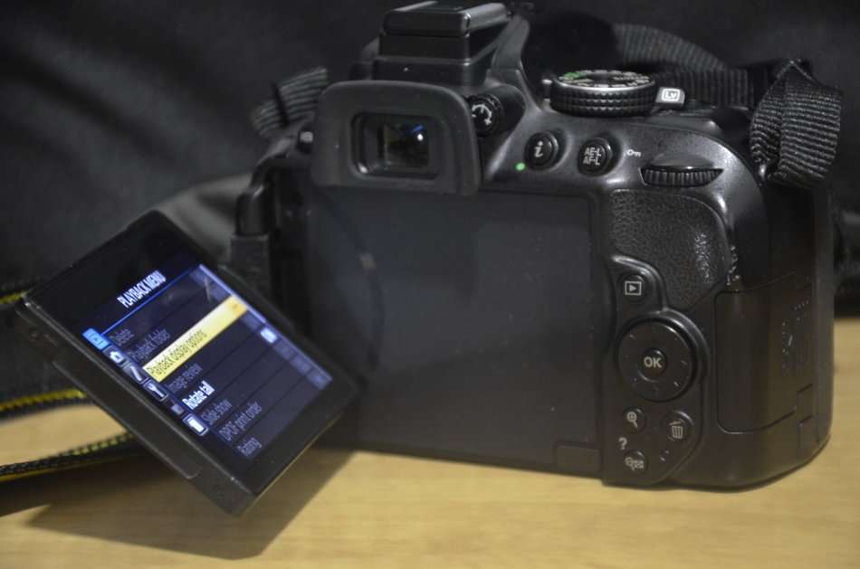 Nikon D5300 DSLR with AF-P 18-55mm DX VR II Lens, LOWEPRO Bag & 16GB Card