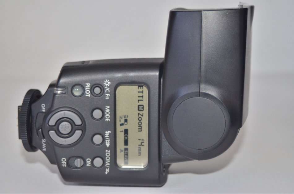 Canon 430EX Speedlite Flash for Canon EOS SLR Cameras