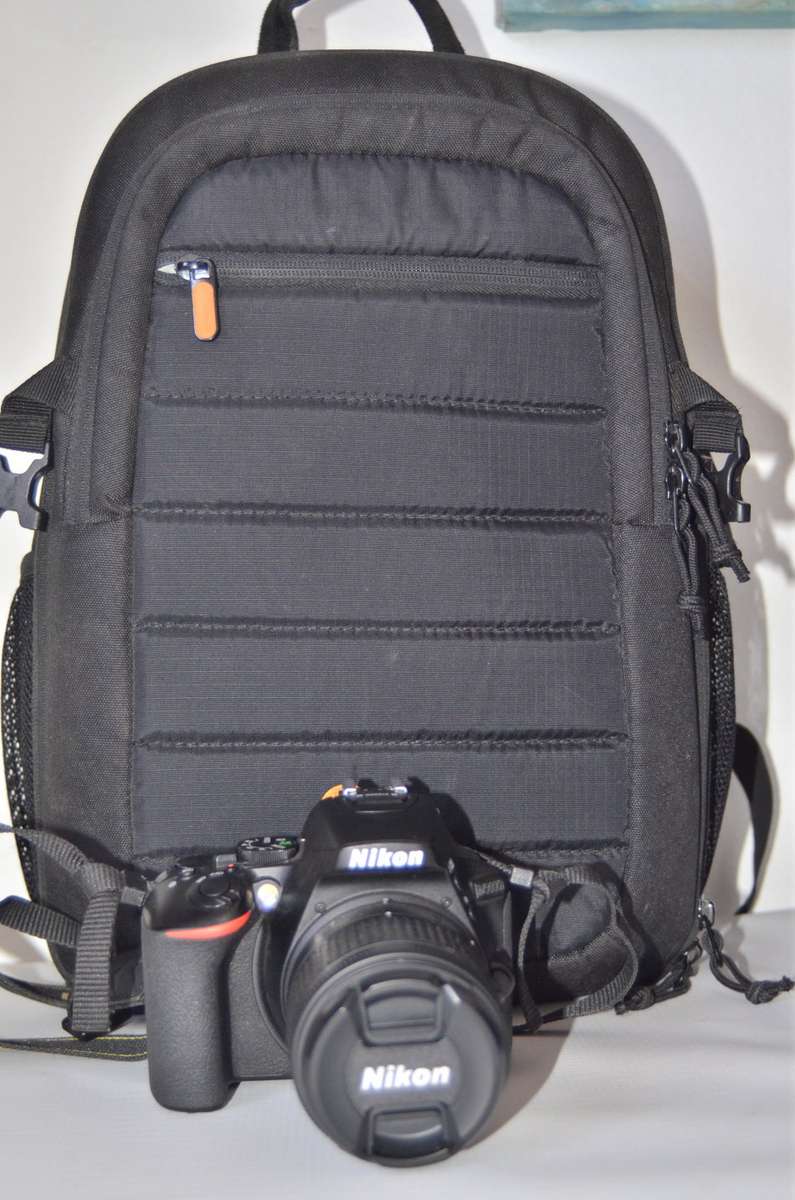 Nikon D5600 DSLR with AF-P 18-55mm DX VR Lens, Lowepro Bag, 16GB SD Card