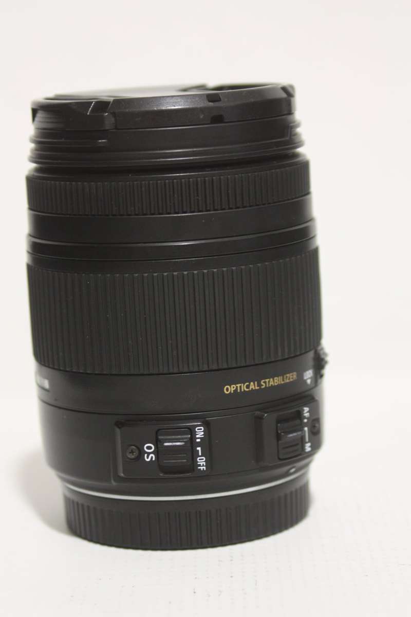 Sigma 18-250mm F3.5-6.3 DC Macro OS HSM for Canon EF Mount IN EXCELLENT CONDITION
