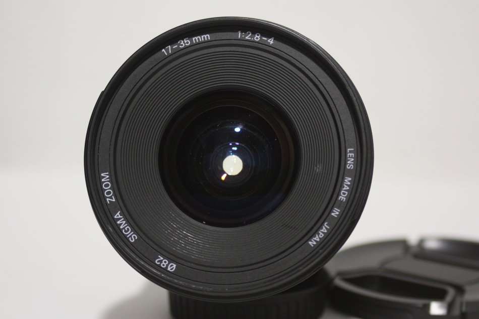 Sigma 17-35mm F2.8-4 EX Aspherical HSM ,ULTRA WIDE ANGLE Lens for Canon-AF Camera