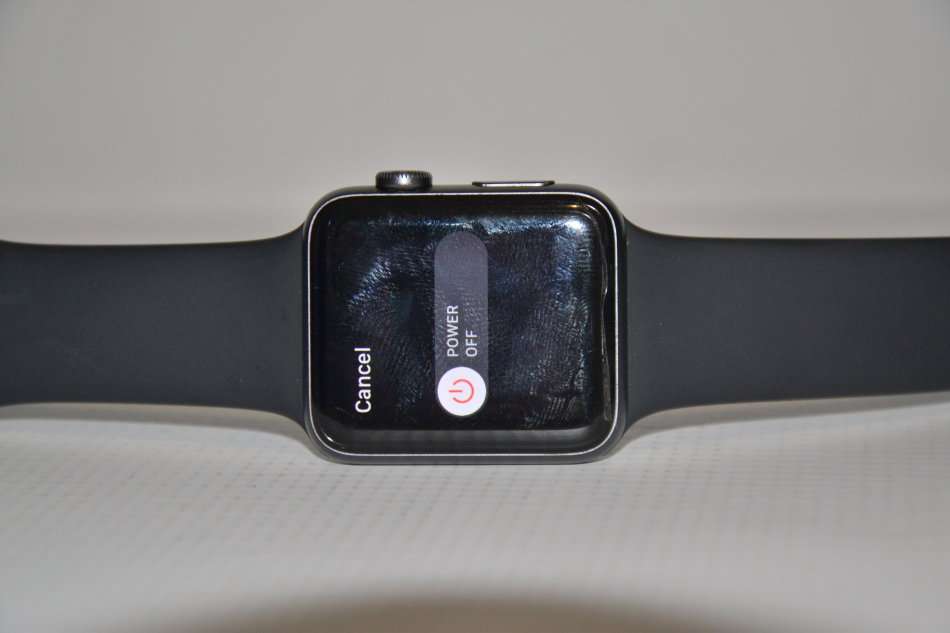 Apple Watch Series 3 GPS 38mm Space Grey Aluminium Case WITH PROTECTIVE CASE , NEW CONDITION