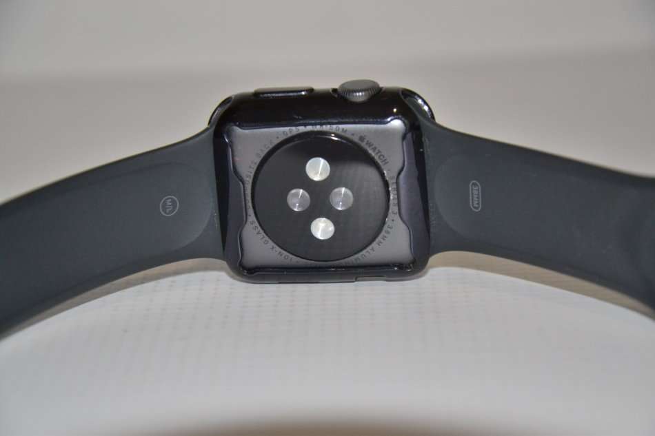 Apple Watch Series 3 GPS 38mm Space Grey Aluminium Case WITH PROTECTIVE CASE , NEW CONDITION