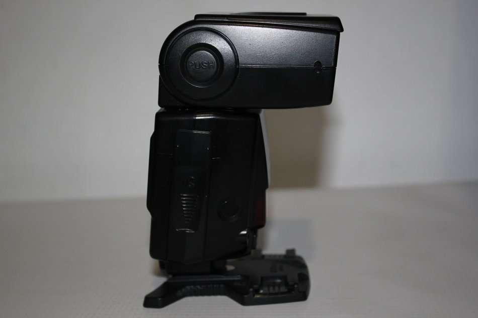 Nikon SB-800 AF Speedlight for Nikon Digital SLR Cameras IN VERY GOOD CONDITION