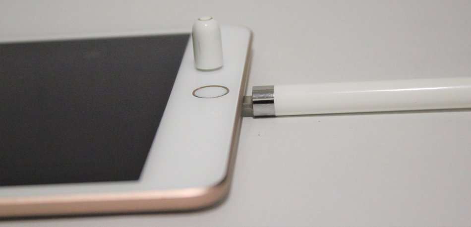 Apple iPad mini (5th Generation) with Wi-Fi - 64GB - Gold WITH APPLE PENCIL , NEW CONDITION